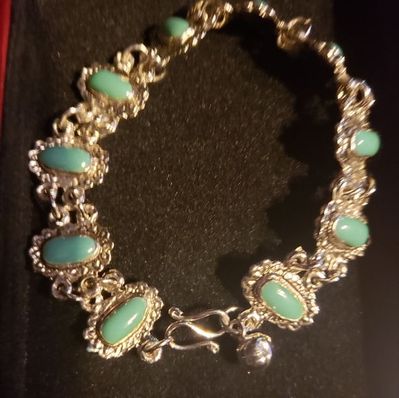 Jewelry - Vintage bracelet